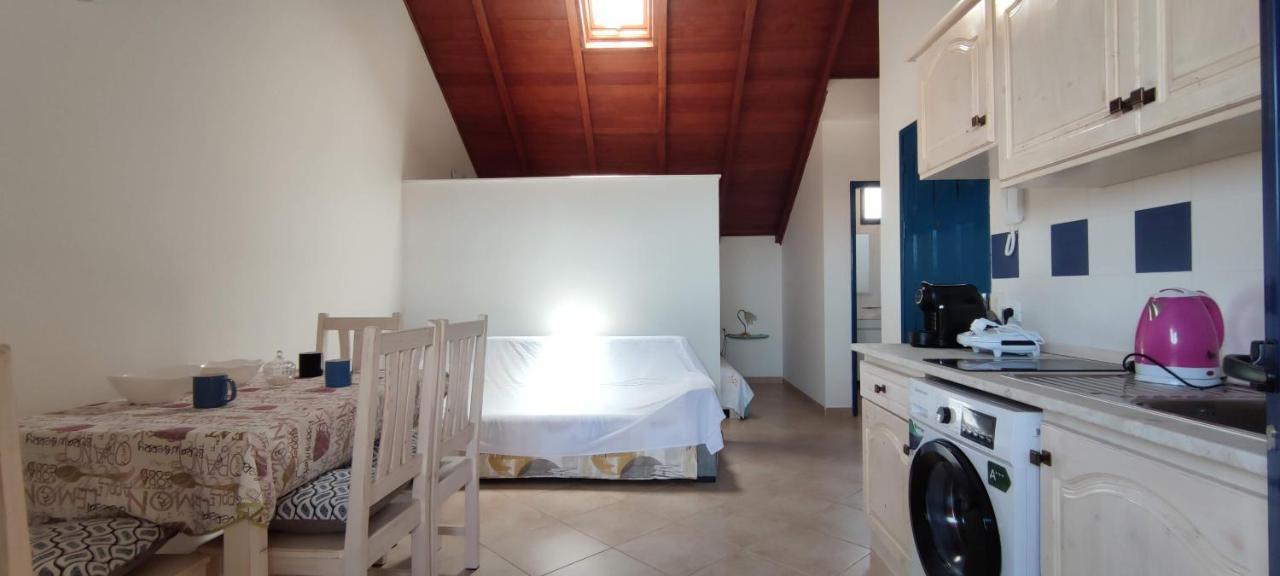 Sal Service New Studio Penthouse Санта Мария Екстериор снимка